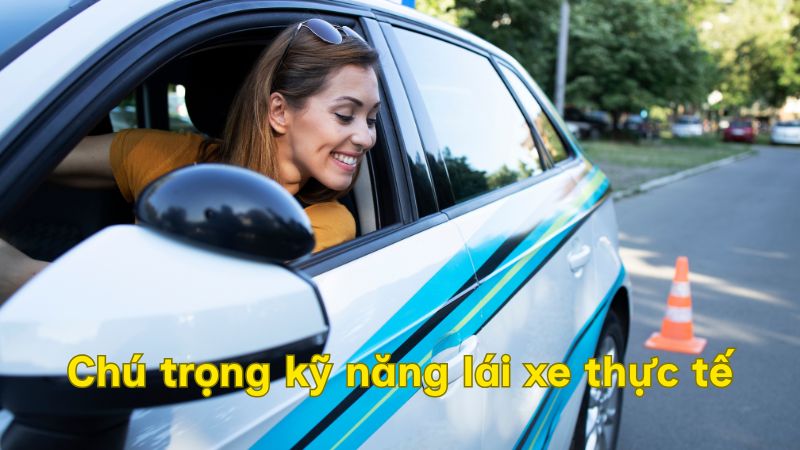 Học cấp tốc vẫn phải chú trọng kỹ năng lái xe thực tế